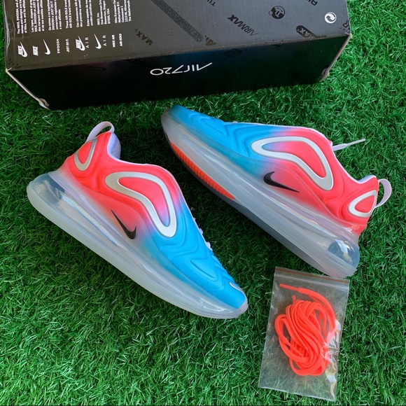 Nike W Air Max 720 - Picture 8 of 9